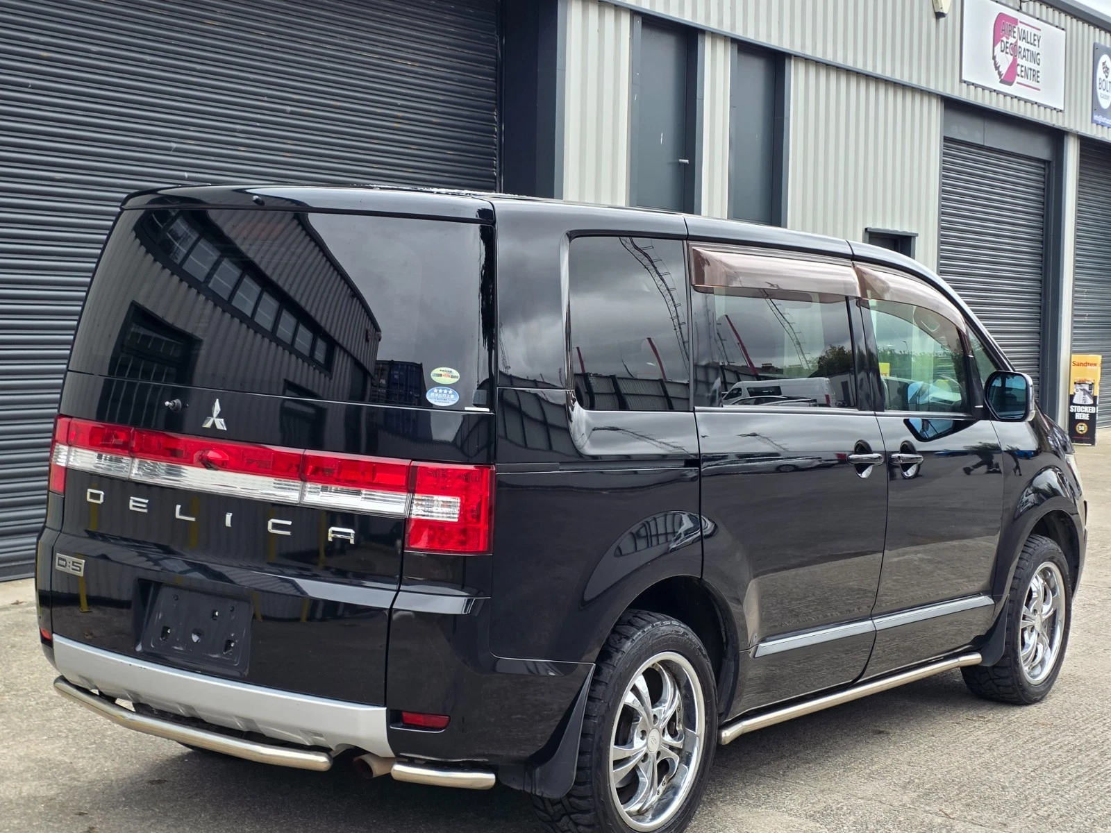 2007 Mitsubishi Delica JDM car for sale — photo 5 of 24