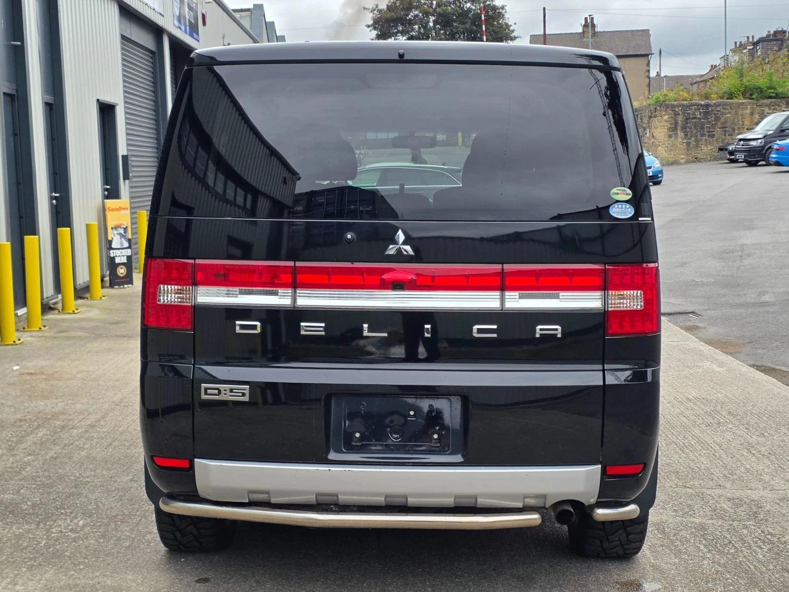 2007 Mitsubishi Delica JDM car for sale — photo 6 of 24