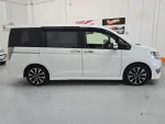 HONDA STEPWAGON SPADA Z COOL SPIRIT 2.0 PETROL AUTOMATIC 2013 8 SEATER MPV - Picture 3